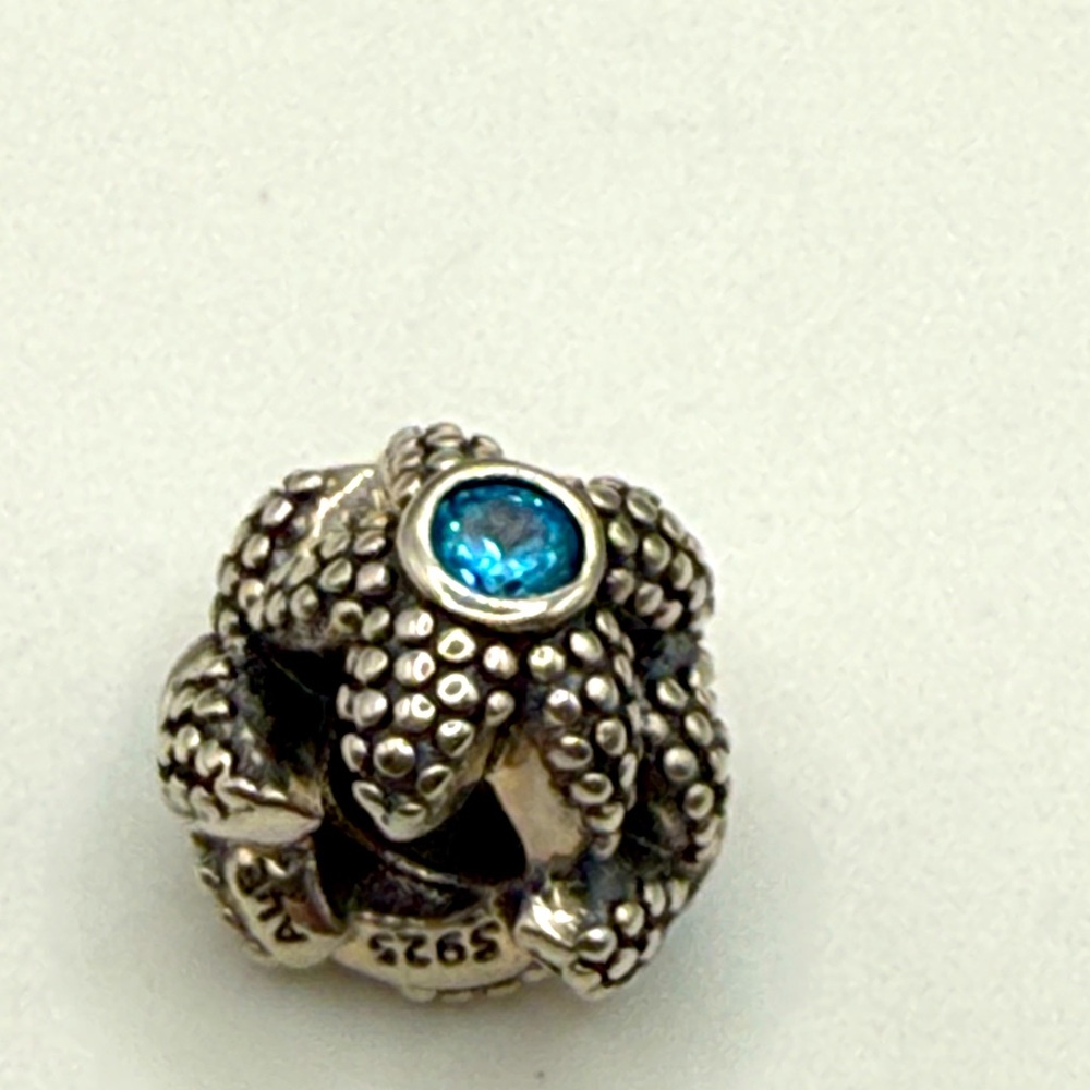 Pandora Long Retired & Disc SeaStar w Blue CZ